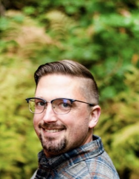 Portrait of Grant Lutz
